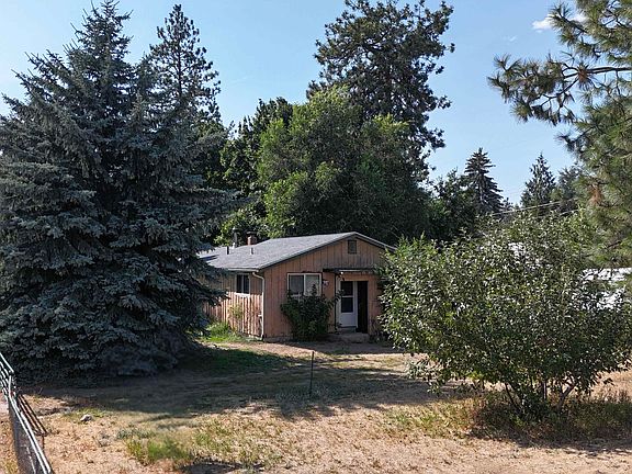 3rd image of 3127 E 36th Ave