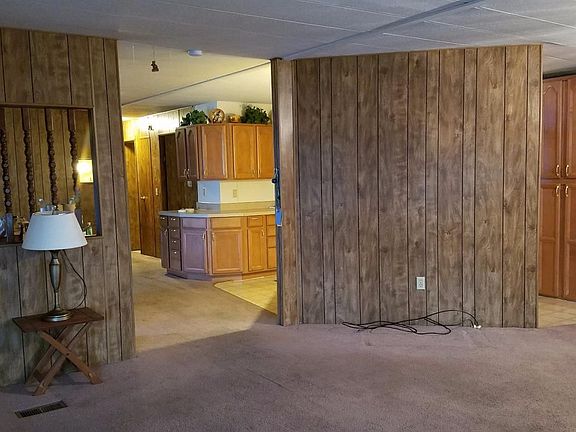 4th image of 96 Fostones Ave
