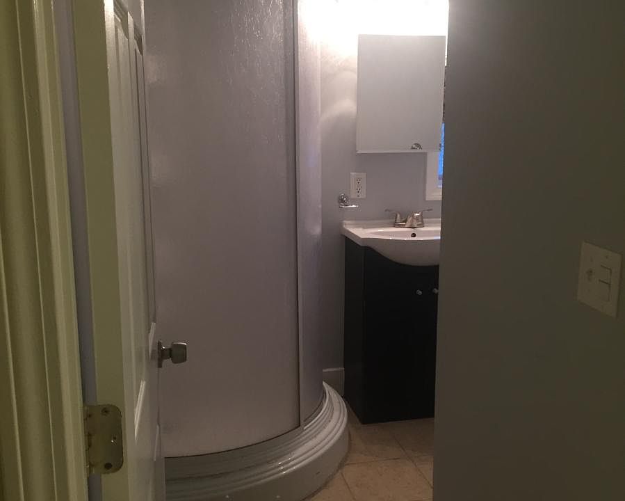 Bath 3rd floor