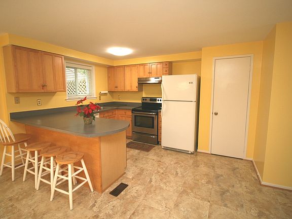 5th image of 14407 Pebble Hill Ln