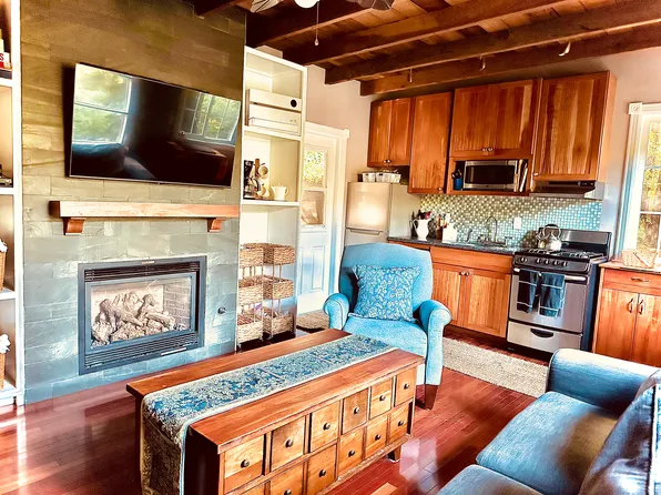 (undisclosed Address), Guerneville, CA 95446