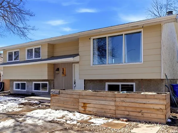 34 Glasgow STREET, Regina, SK S4X 1E1