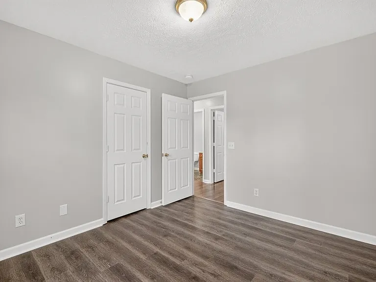 108 Roberts Dr — Photo 25