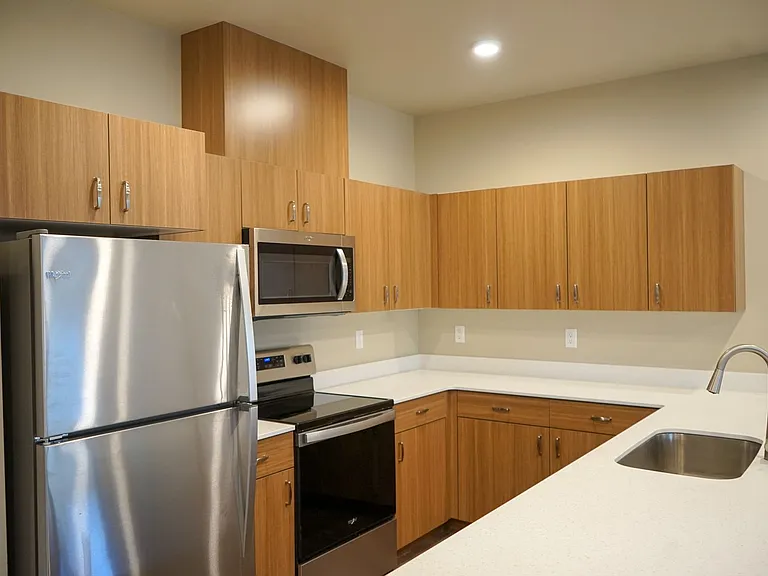 Autumn Woods Apartments — Photo 49