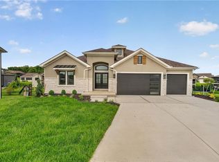 4867 NW Vicolo Dellamore Way, Riverside, MO 64150