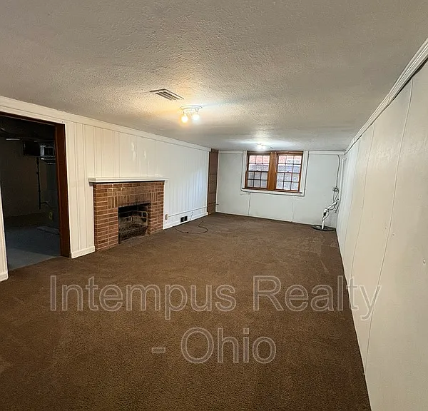 3882 Faversham Rd — Photo 37