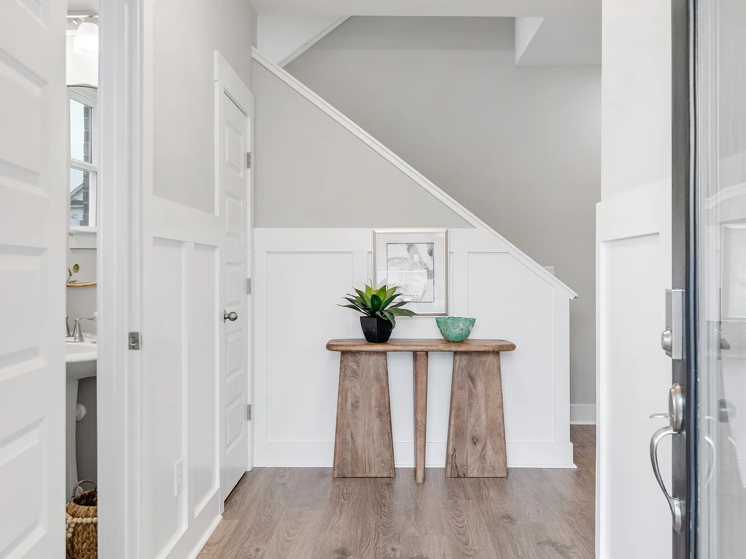 4 bed, $5,555 — Photo 4