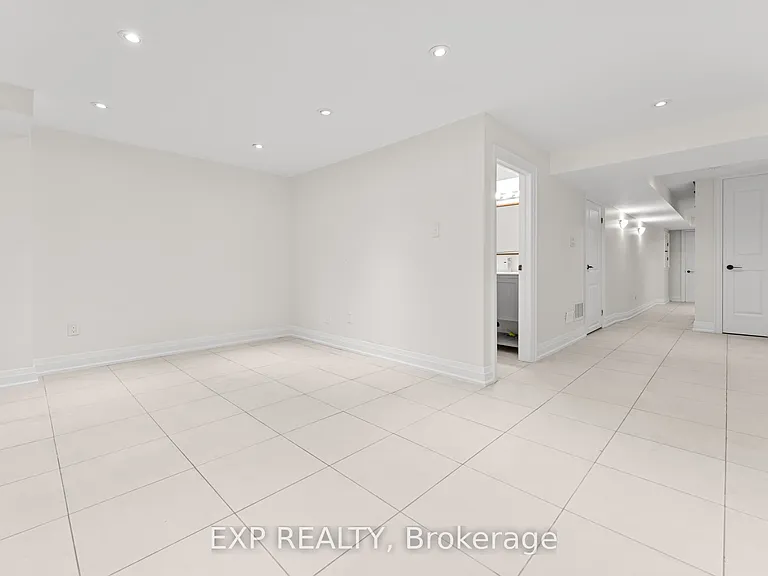 17 Harrison Ave — Photo 38