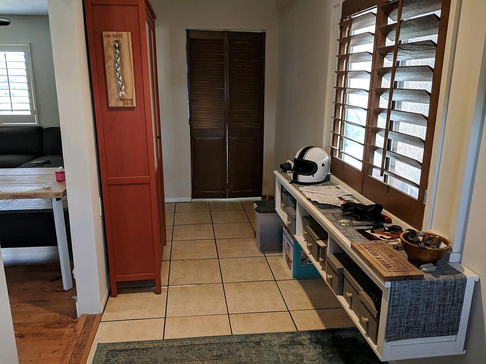 2nd image of 404 S Madrona Ave