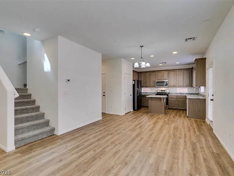 685 Taliput Palm Pl — Photo 10