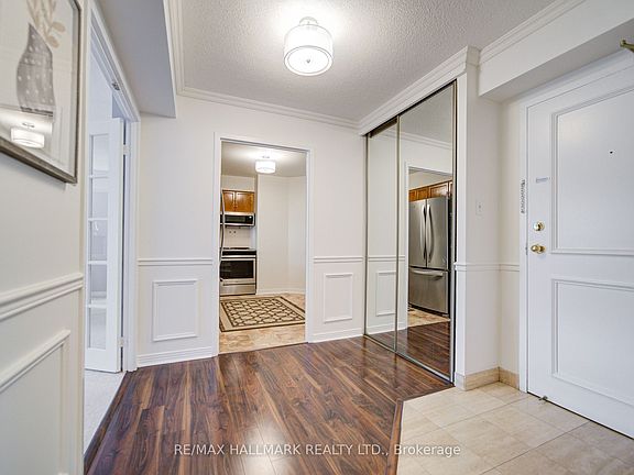 4th image of 30 Wilson St #208