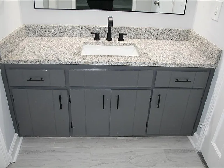 2075 Pinewood Dr — Photo 31