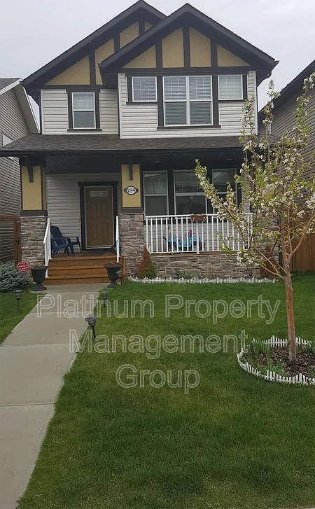 3 bed, 4.0 bath, 2300 sqft, $2,600 — Photo 1
