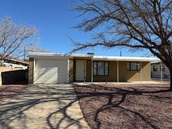 2732 Florida St NE, Albuquerque, NM 87110