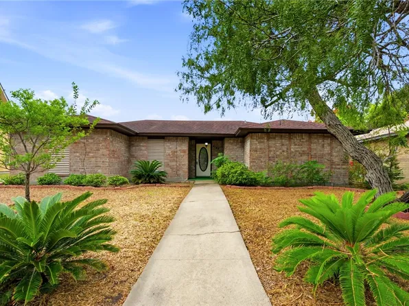 4165 Eagle Dr, Corpus Christi, TX 78413
