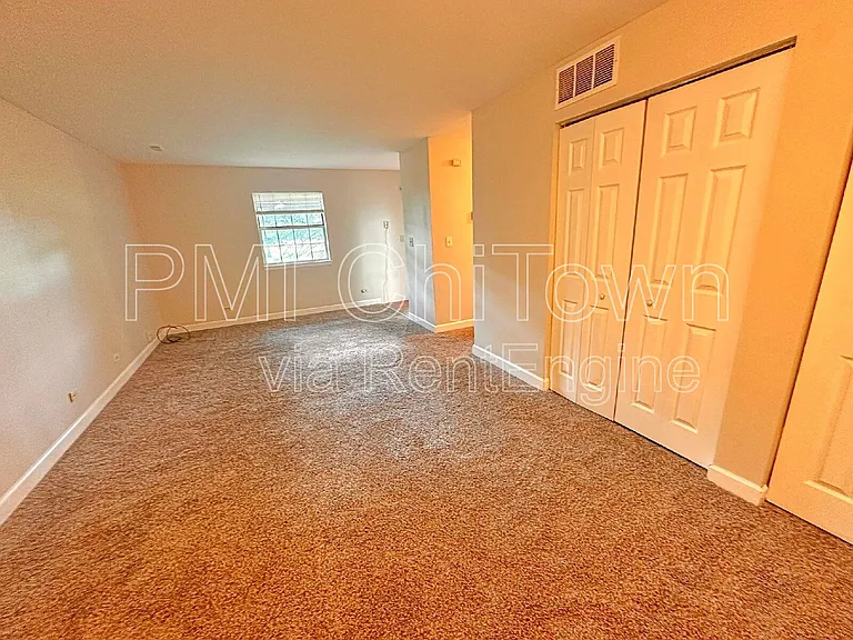 8 Gant Cir #D — Photo 2