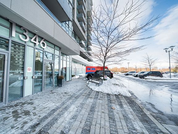 3rd image of 1346 Danforth Rd #811