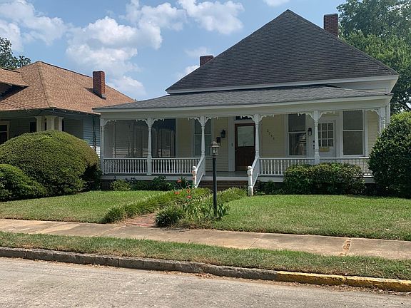 2nd image of 2388 Clayton St #2