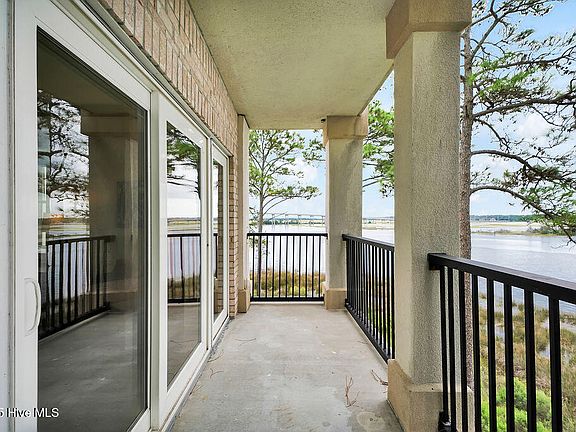 4th image of 2100 Marsh Grove Lane Unit 2304