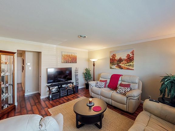 5th image of 4708 Willowbrook Dr