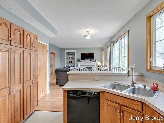 4th image of 5764 Dorado Ct NE