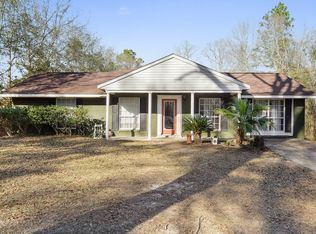711 Hatten Ave E, Wiggins, MS 39577
