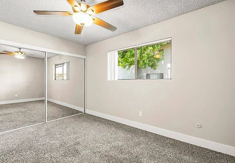 Park Grove — Photo 13
