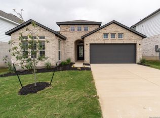 162 Ednie Ln, Mico, TX 78066