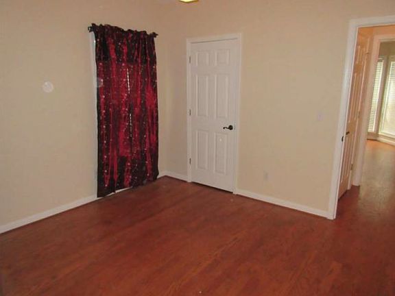 Master Sitting or Bedroom 4