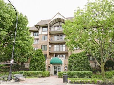 5 S Pine St APT 401, Mount Prospect, IL, 60056