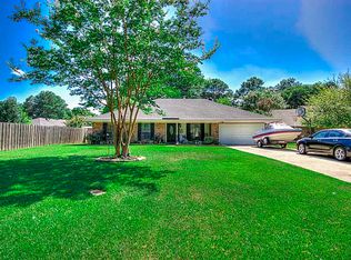 97 S Meadow Ln, Haughton, LA 71037