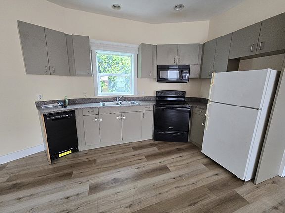 5th image of 3737 S K St #A