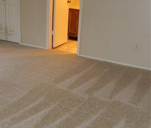 4th image of 1621 Bosque Dr