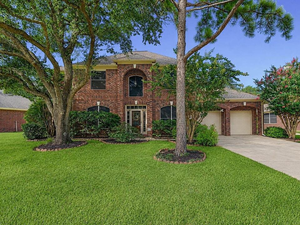 1st image of 4702 Debras Trace Ln