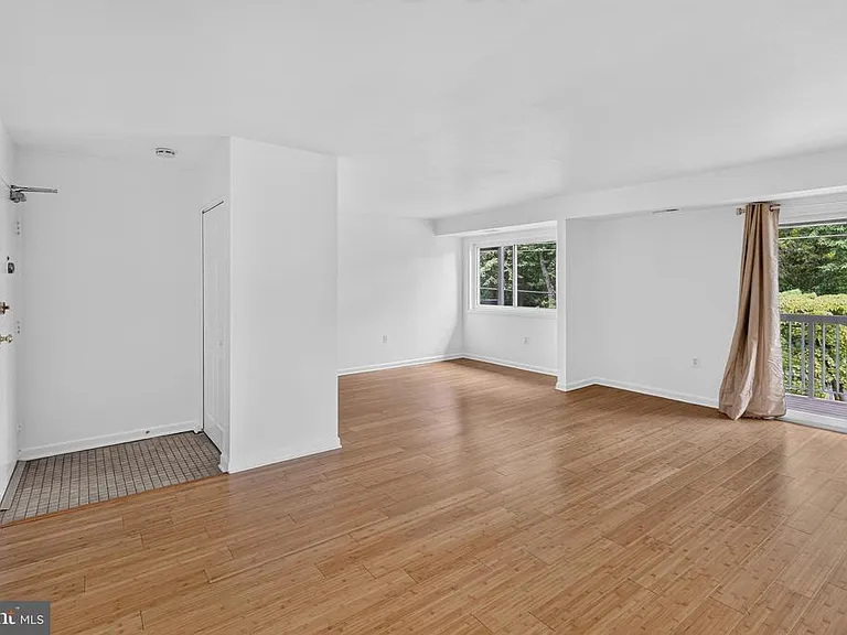 204 Park Terrace Ct SE #28 — Photo 4
