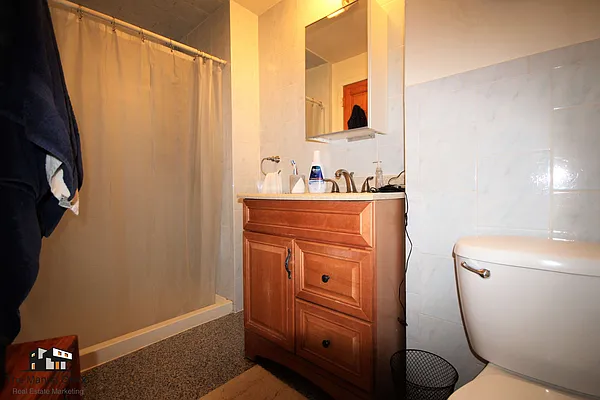 Rented by Bold New York | media 19