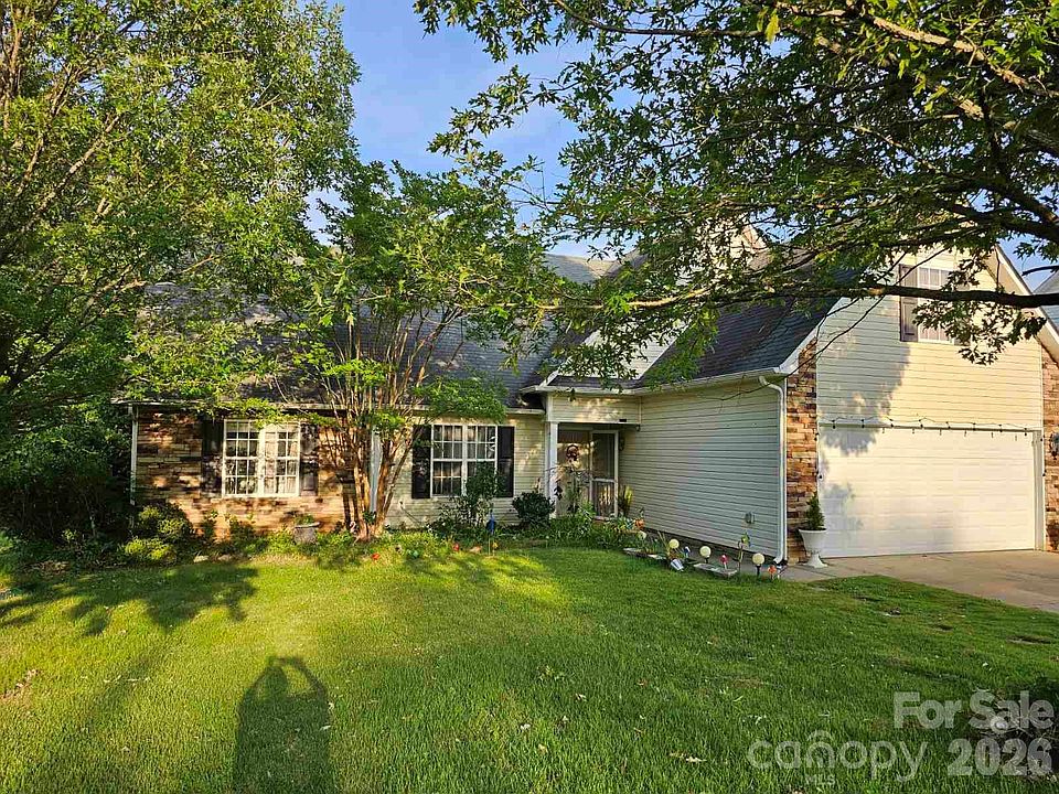1st image of 3136 Blueberry Dr