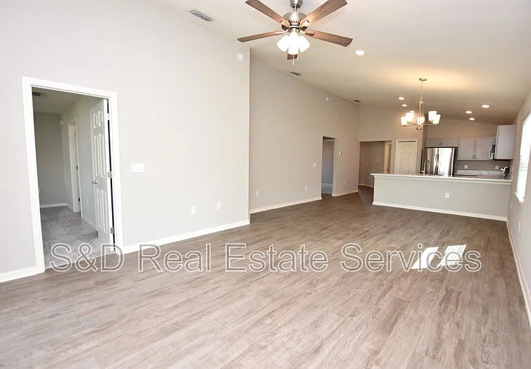 372 Cascara Ln — Photo 9