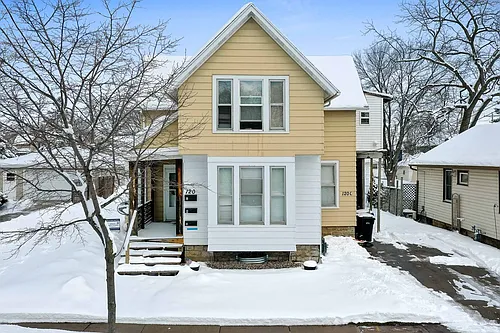 120 E Spring St Photo 1