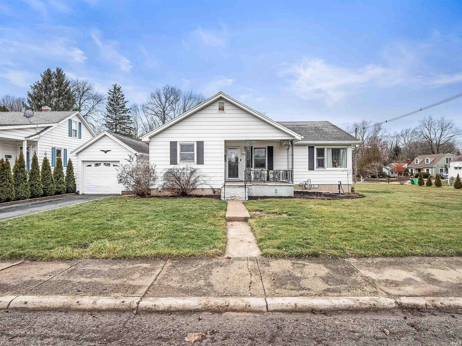 303 S Barr St photo 1