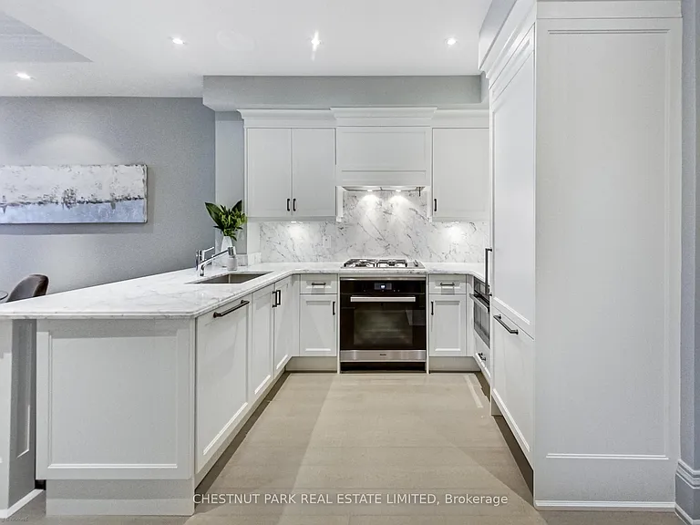 181 Davenport Rd #205 — Photo 15