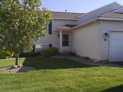 98 Junco Ct NE, Cedar Springs, MI, 49319