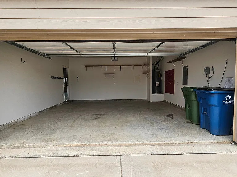 813 Fueller Dr — Photo 47