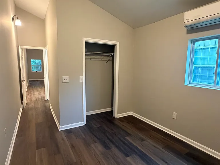 1626 Luckey St — Photo 5