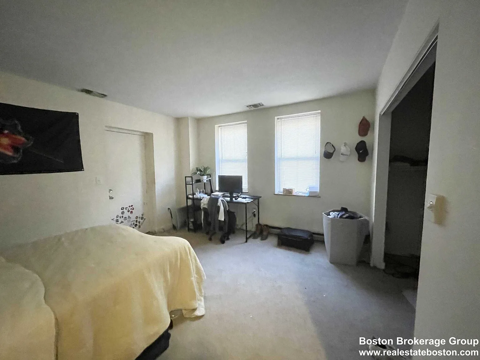 3 bed, $6,600 — Photo 2