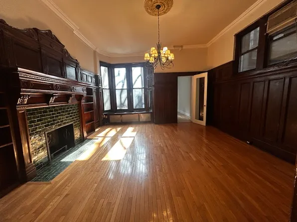 110 East 61st Street image 1 of 17