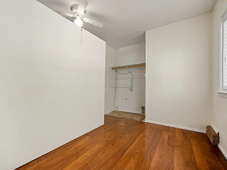 2140 Robin Dr — Photo 26