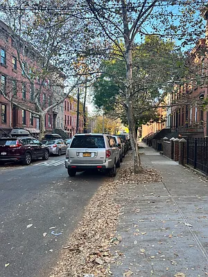 Rented by Daniel Gale Sotheby's International Realty | media 17