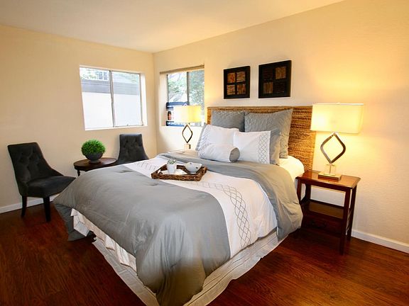 5th image of 3550 Carter Dr APT 121