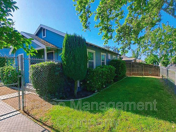 4th image of 436 N Effie St